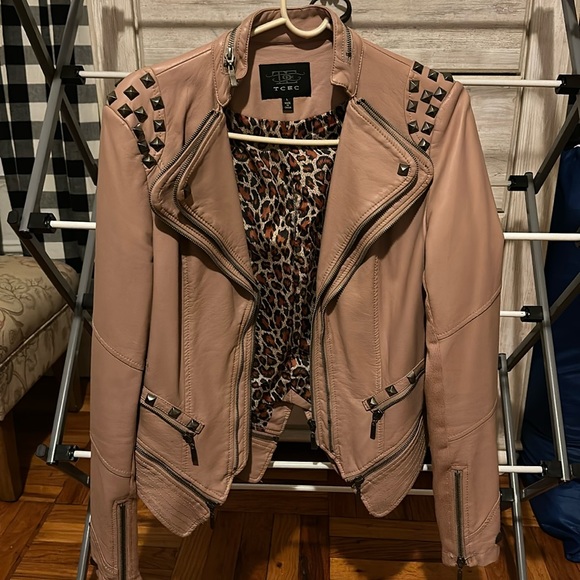 Faux leather fashionable studded jacket GUC - Picture 1 of 4